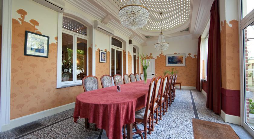 Hotel Logis Manoir De Fourcy Corbehem Exterior foto